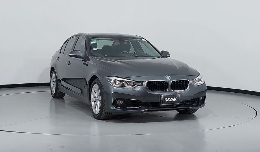 Bmw Serie 3 2.0 320IA Sedan 2016