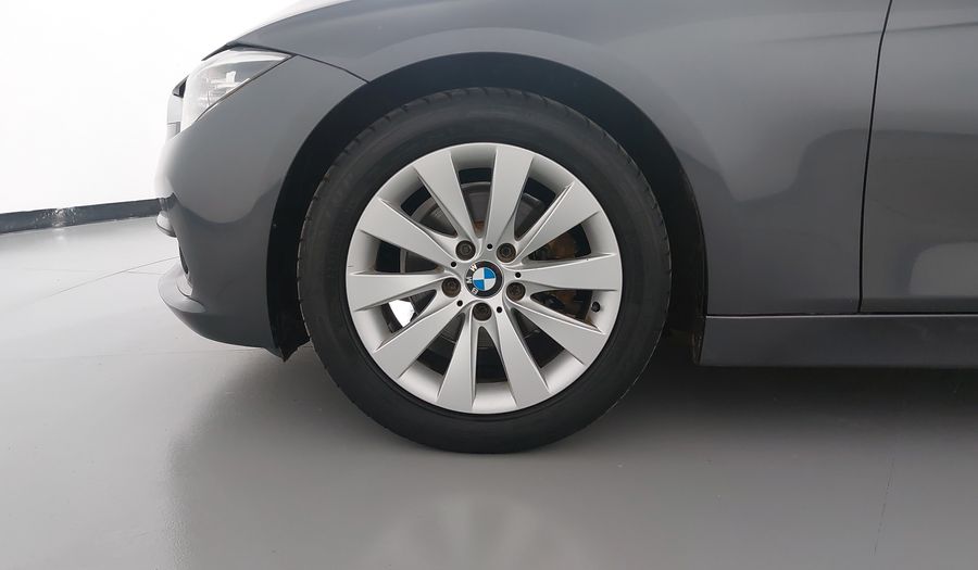 Bmw Serie 3 2.0 320IA Sedan 2016