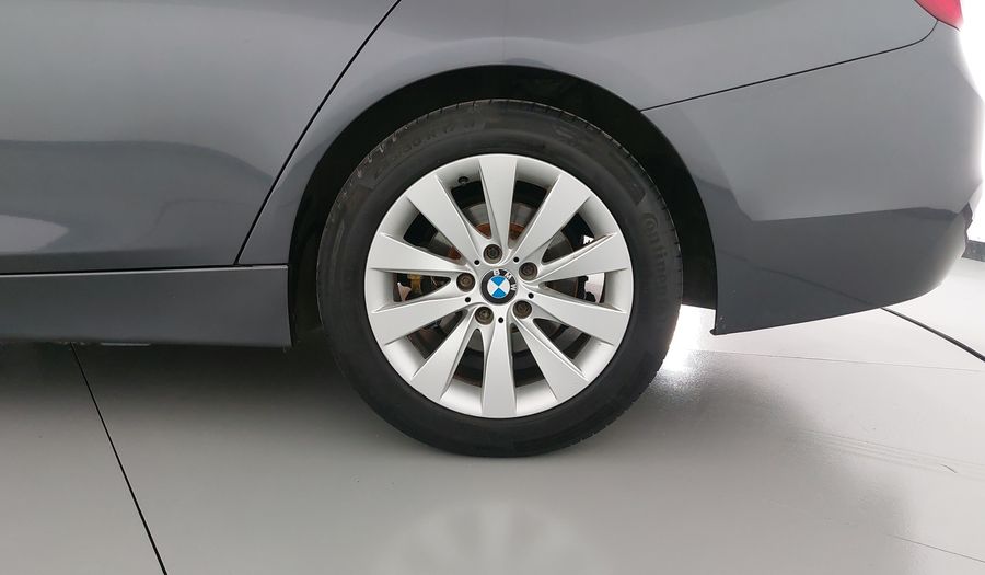 Bmw Serie 3 2.0 320IA Sedan 2016