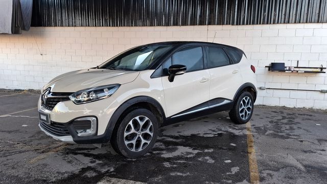 Renault • Captur