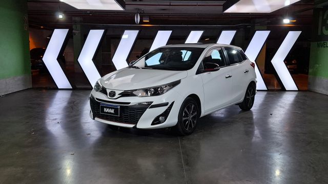 Toyota • Yaris