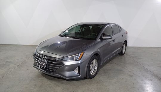 Hyundai • Elantra