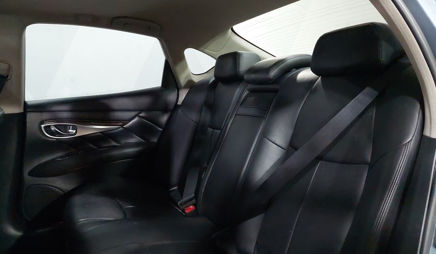 Infiniti Q70 3.7 SEDUCTION AT Sedan 2016