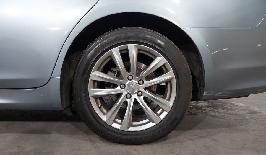 Infiniti Q70 3.7 SEDUCTION AT Sedan 2016