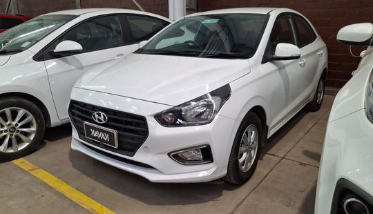 Hyundai • VERNA