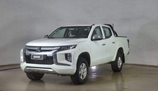 Mitsubishi • L200