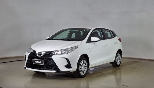 Toyota • Yaris