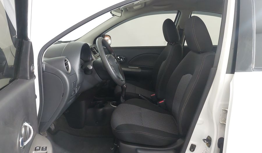 Nissan March SV Hatchback 2016