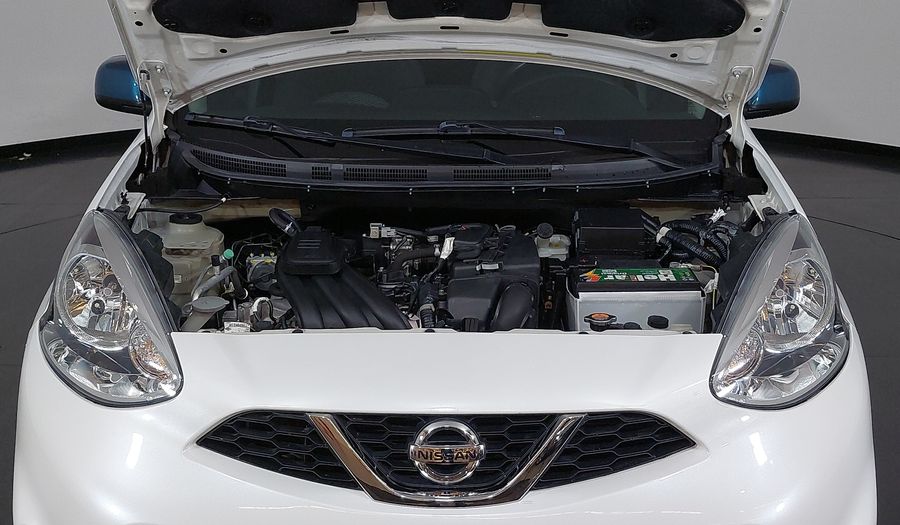Nissan March SV Hatchback 2016