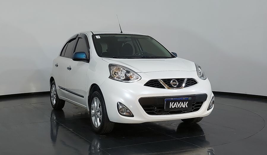 Nissan March SV Hatchback 2016