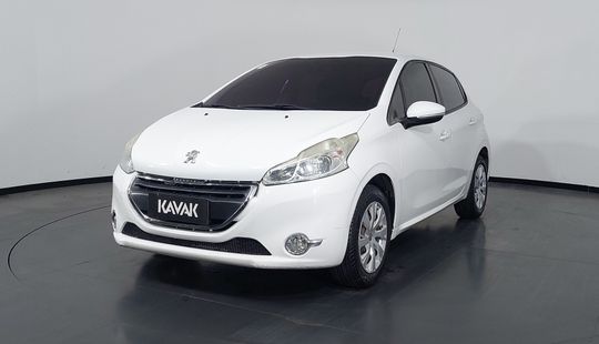 Peugeot • 208