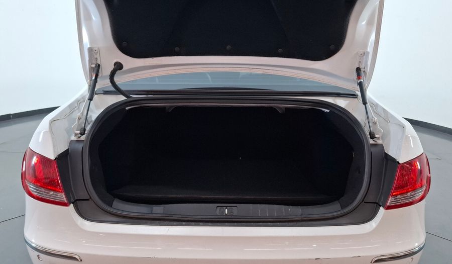 Peugeot 408 2.0 16V ALLURE+ Sedan 2013