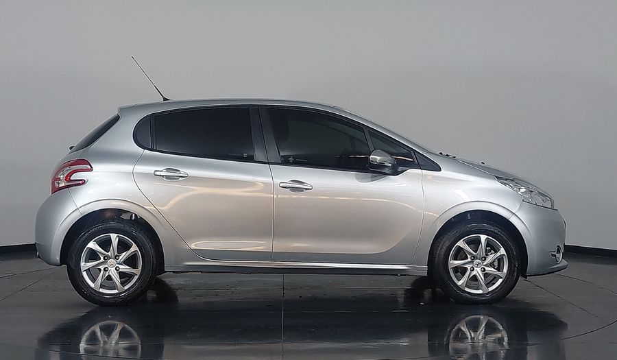 Peugeot 208 ACTIVE PACK Hatchback 2015