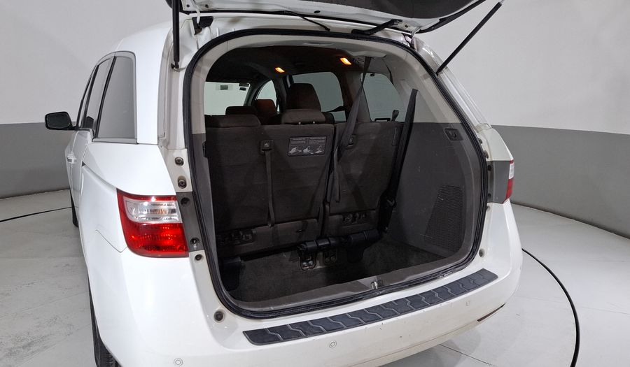 Honda Odyssey 3.5 LX AT Minivan 2013
