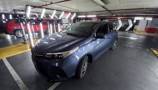Toyota • Yaris