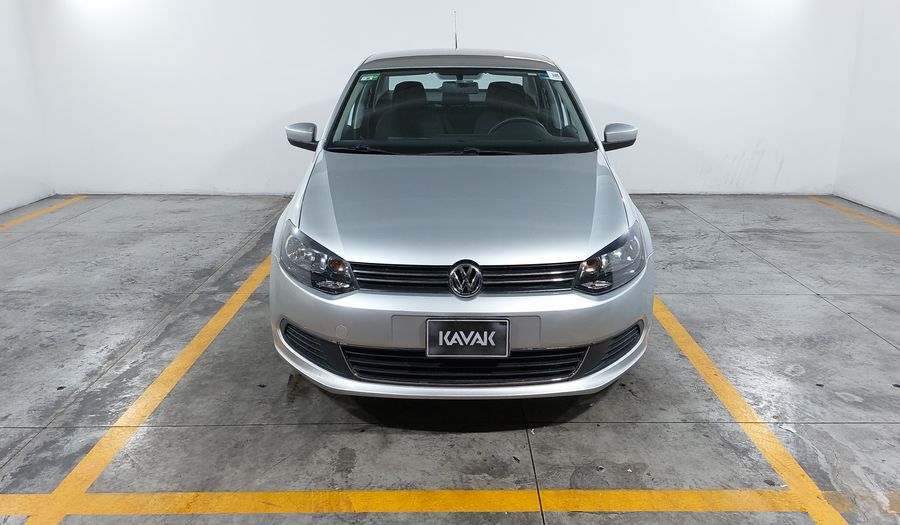 Volkswagen Vento 1.6 ACTIVE TIPTRONIC Sedan 2014