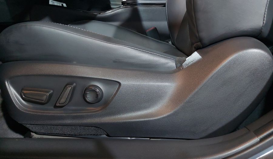 Toyota Prius 1.8 HEV PREMIUM AUTO Hatchback 2024