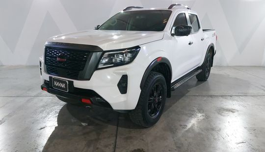 Nissan • Frontier