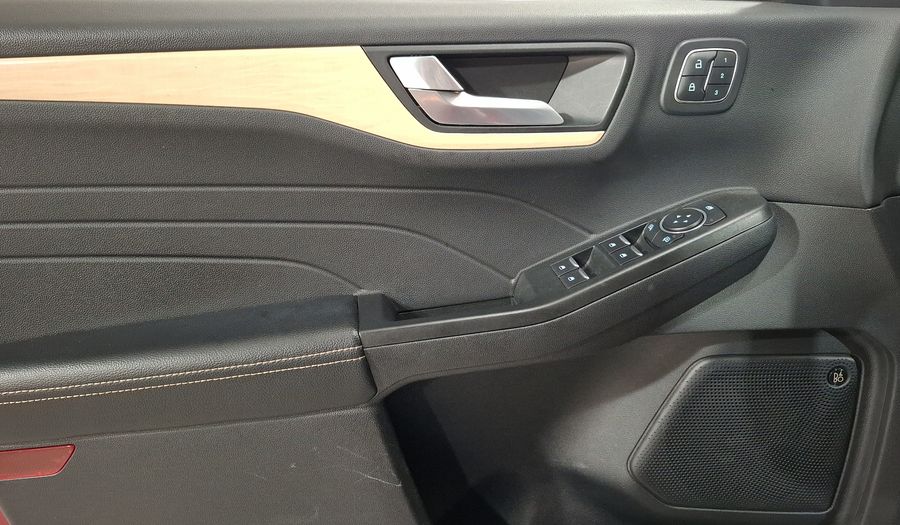 Ford Escape 2.5 HEV TITANIUM CVT Suv 2022