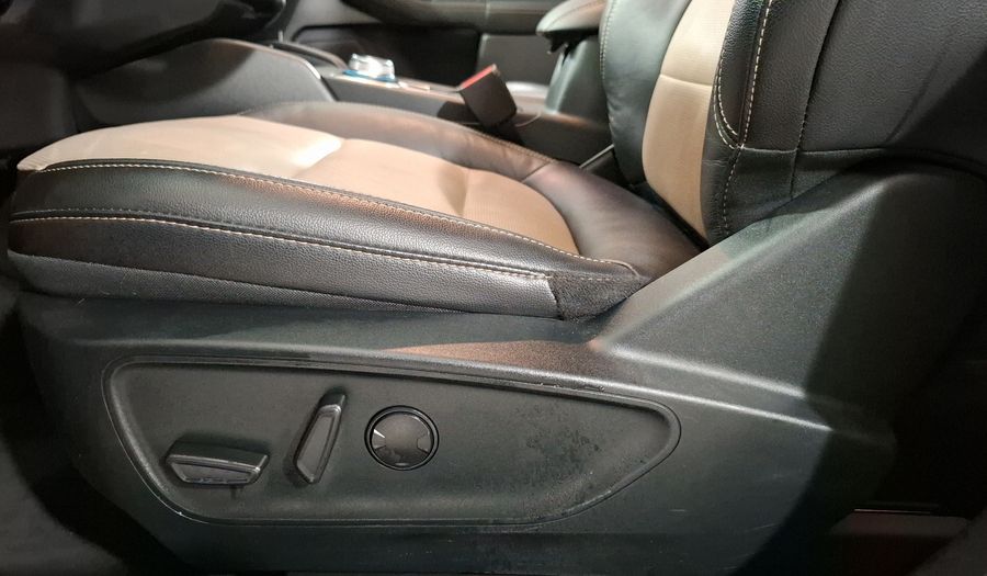 Ford Escape 2.5 HEV TITANIUM CVT Suv 2022