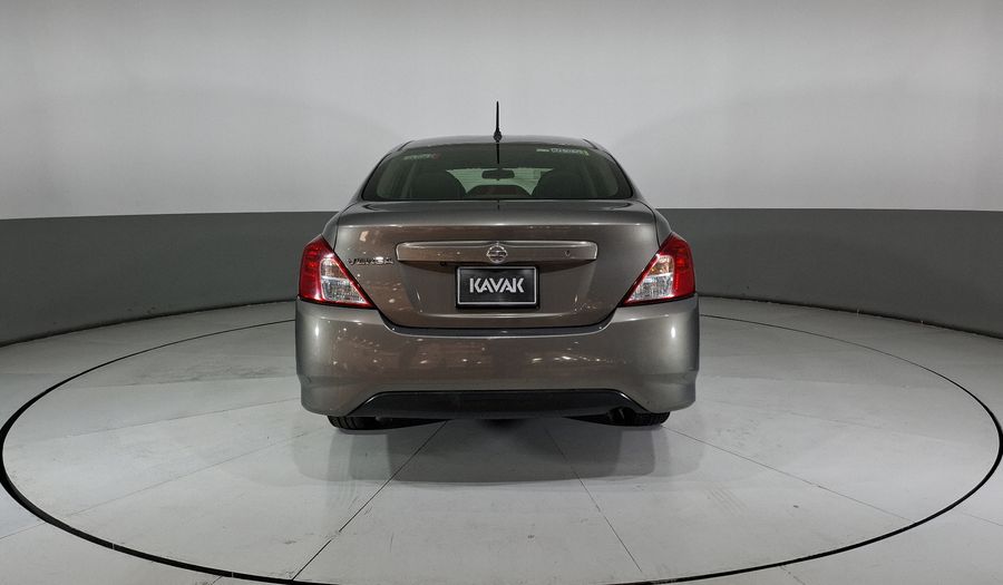Nissan Versa 1.6 EXCLUSIVE AUTO Sedan 2017