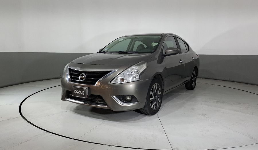 Nissan Versa 1.6 EXCLUSIVE AUTO Sedan 2017