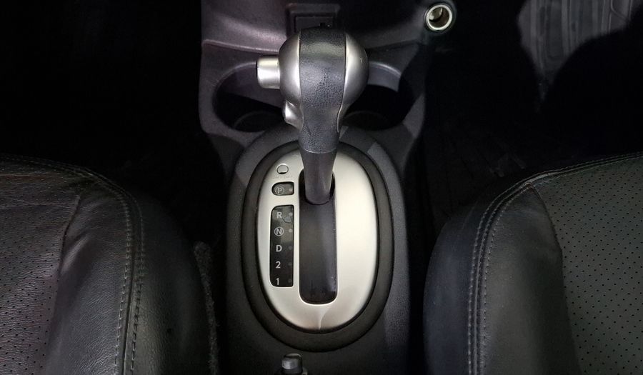 Nissan Versa 1.6 EXCLUSIVE AUTO Sedan 2017
