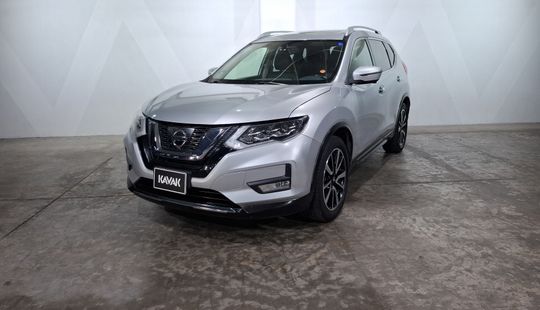 Nissan • X-Trail
