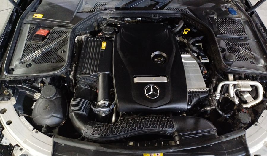 Mercedes Benz Clase C 2.0 200 CGI EXCLUSIVE AT Sedan 2016