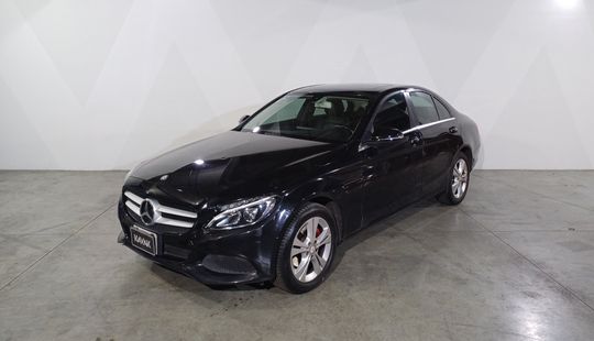 Mercedes Benz • Clase C