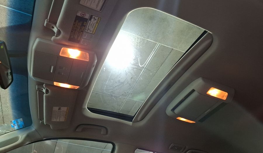 Toyota Sequoia 5.7 V8 PLATINUM Suv 2012