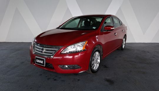 Nissan • Sentra