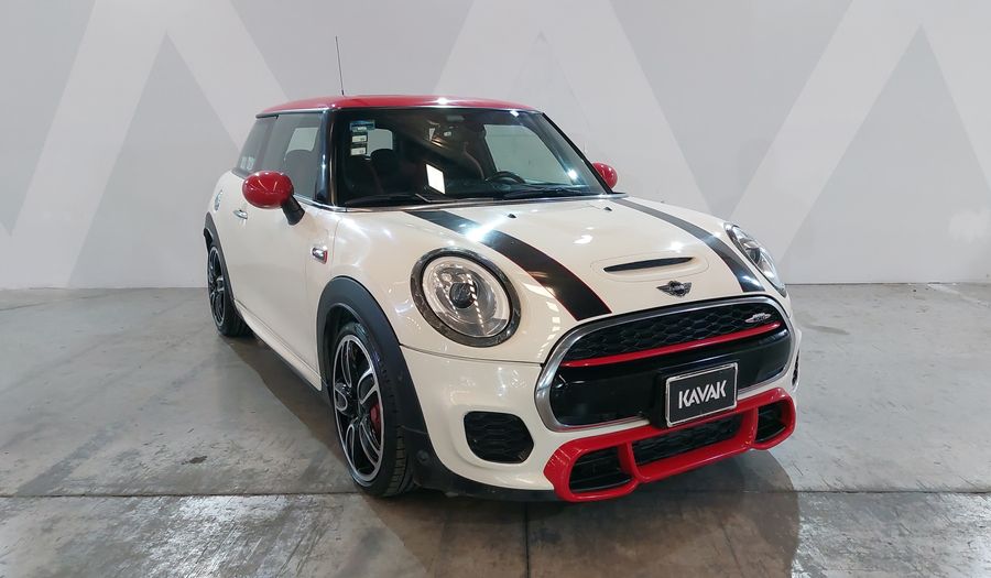 Mini John Cooper Works 2.0 JOHN COOPER WORKS HOT CHILI AT Hatchback 2017