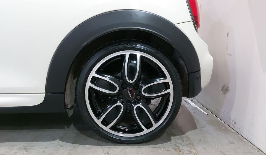 Mini John Cooper Works 2.0 JOHN COOPER WORKS HOT CHILI AT Hatchback 2017