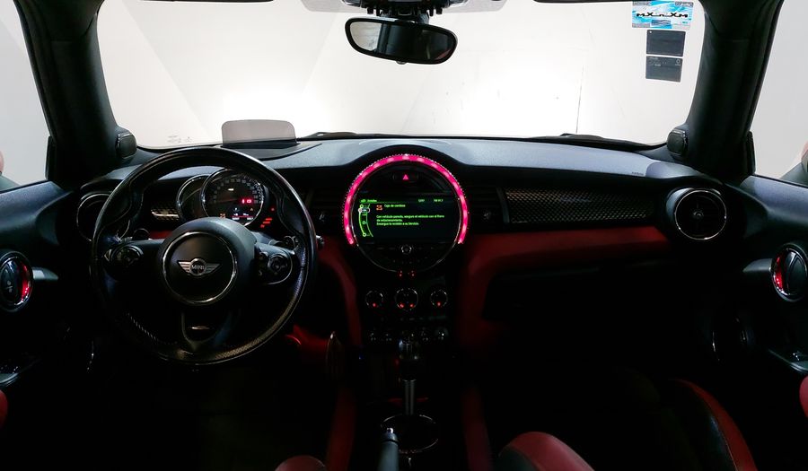 Mini John Cooper Works 2.0 JOHN COOPER WORKS HOT CHILI AT Hatchback 2017