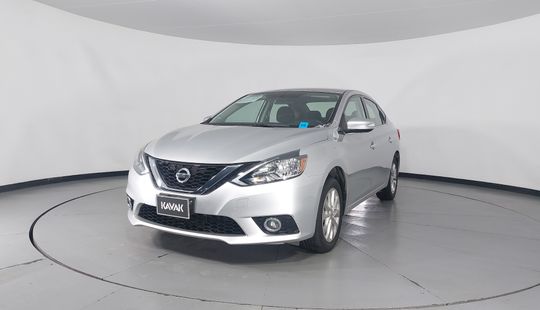 Nissan • Sentra