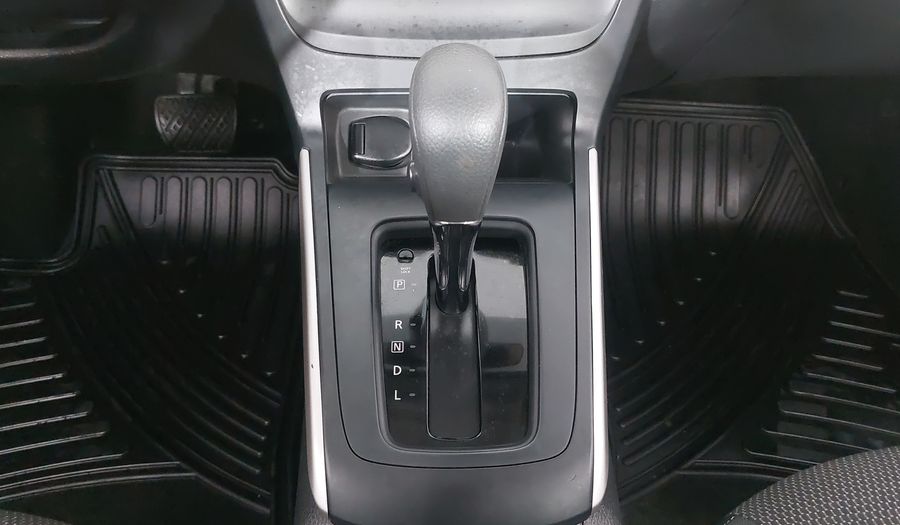 Nissan Sentra 1.8 ADVANCE AUTO Sedan 2019