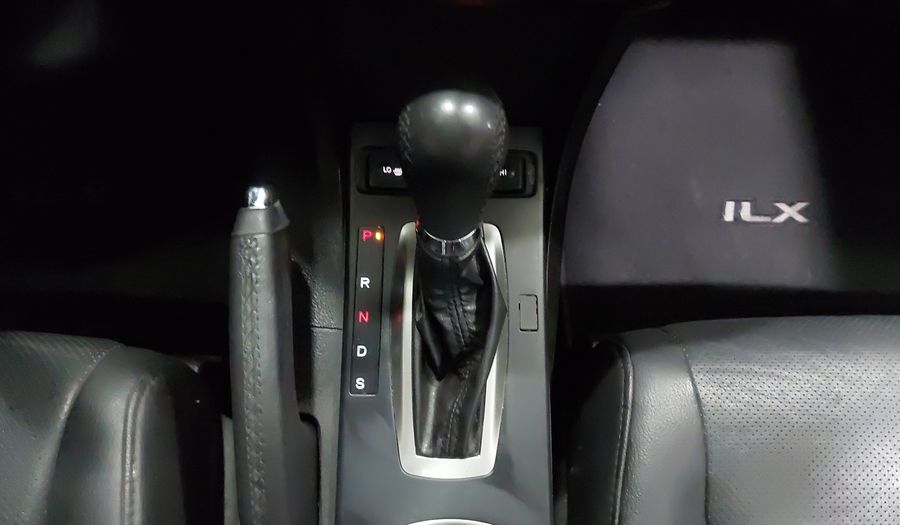 Acura Ilx 2.4 TECH AT Sedan 2016