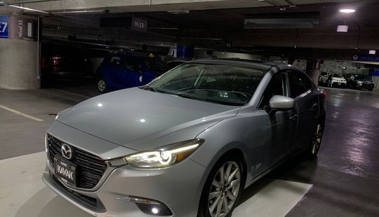 Mazda • Mazda 3