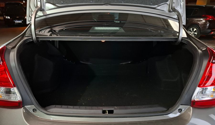 Toyota Etios 1.5 XLS AT Sedan 2017