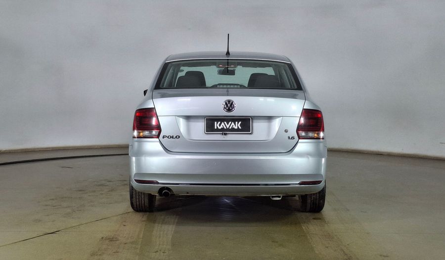 Volkswagen Polo 1.6 TRENDLINE Sedan 2016