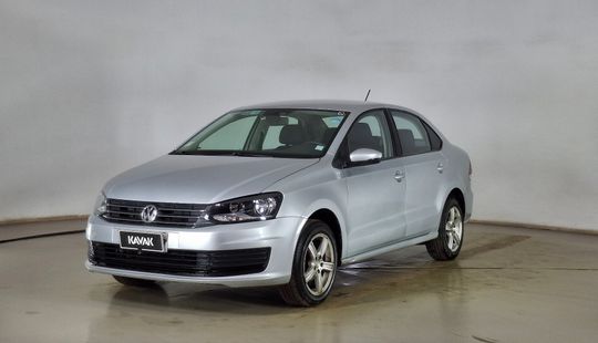Volkswagen • Polo