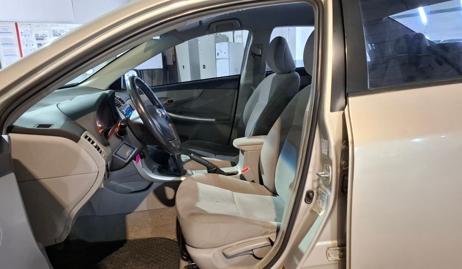 Toyota Corolla 1.8 XEI Sedan 2013