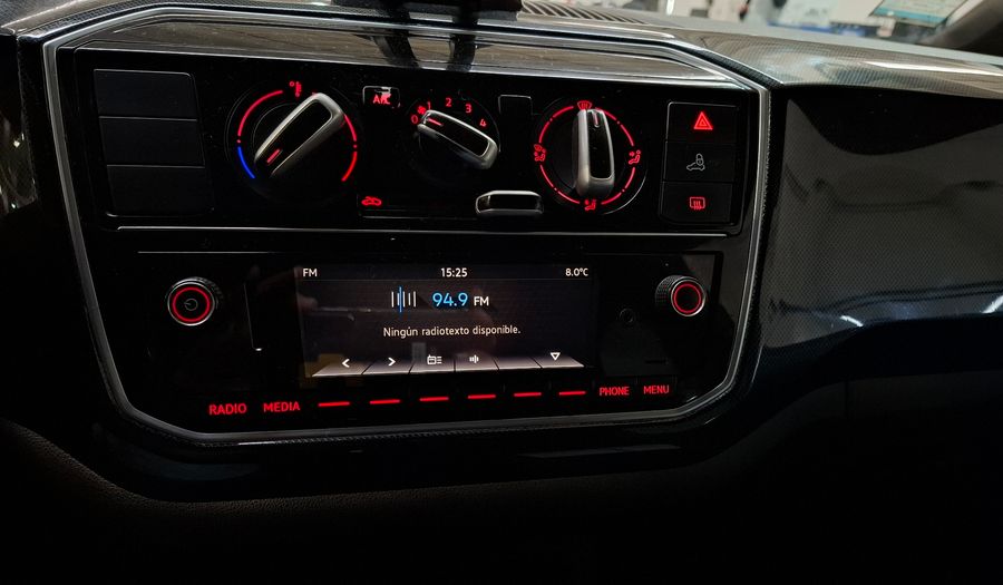 Volkswagen Up 1.0 PEPPER Hatchback 2017