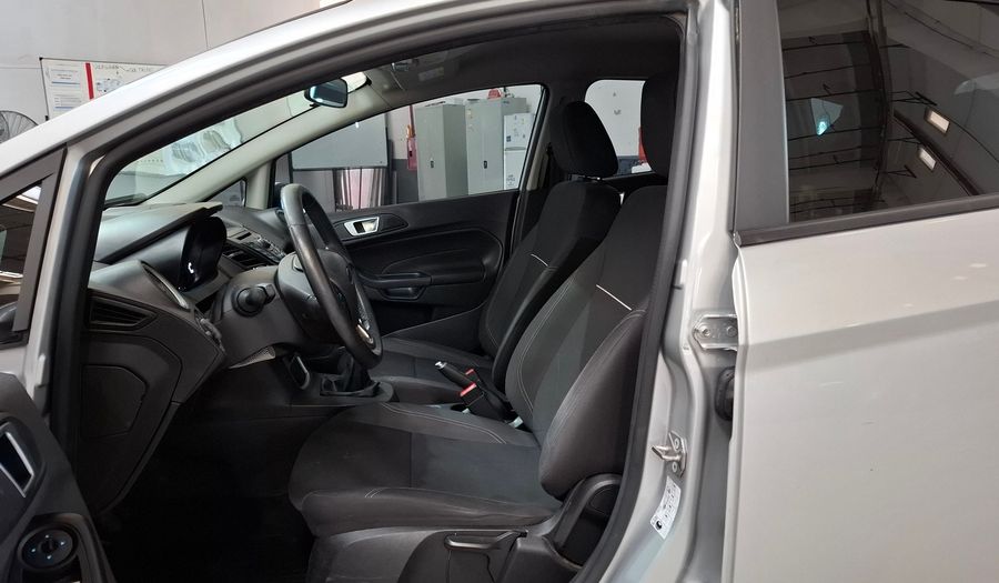 Ford Fiesta Kinetic Design 1.6 SE Hatchback 2016
