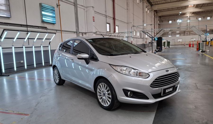 Ford Fiesta Kinetic Design 1.6 SE Hatchback 2016