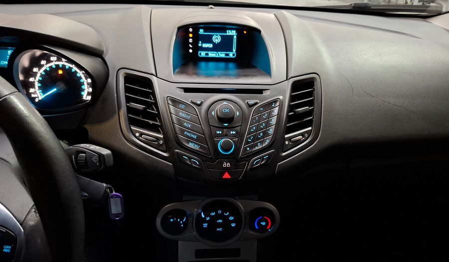 Ford Fiesta Kinetic Design 1.6 SE Hatchback 2016