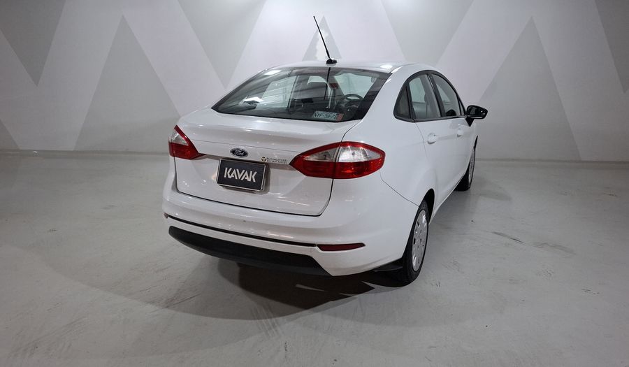Ford Fiesta 1.6 S MT Sedan 2015