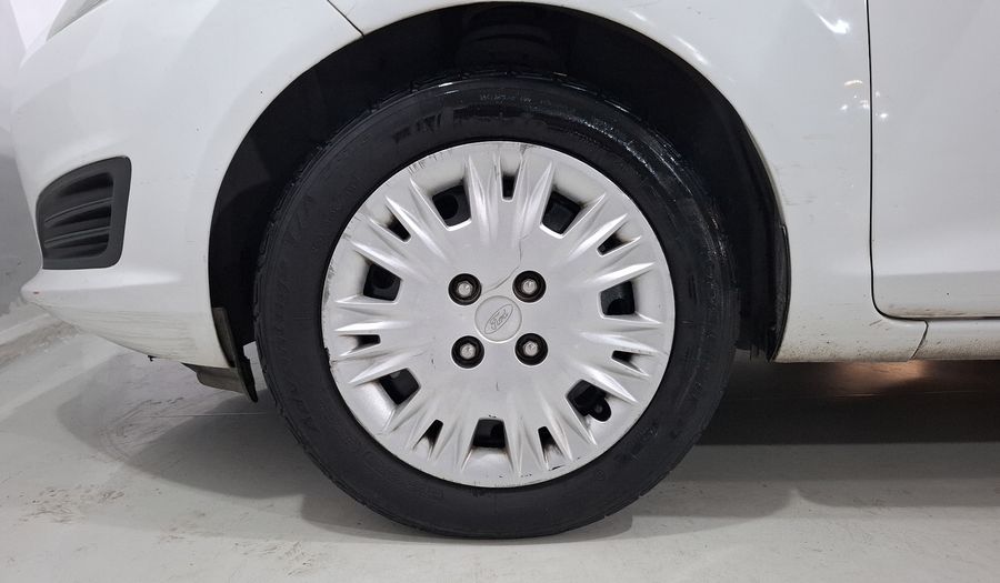 Ford Fiesta 1.6 S MT Sedan 2015