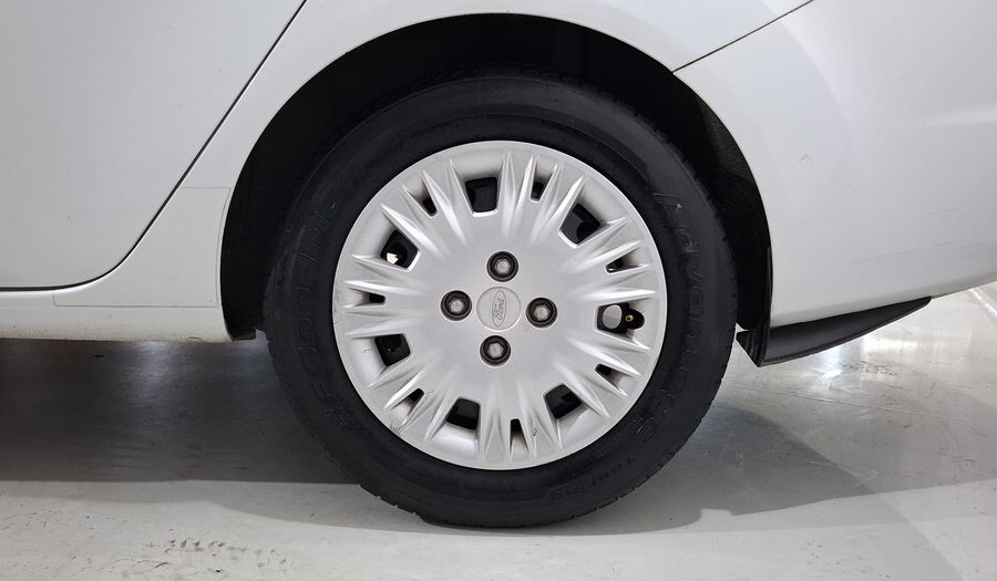 Ford Fiesta 1.6 S MT Sedan 2015